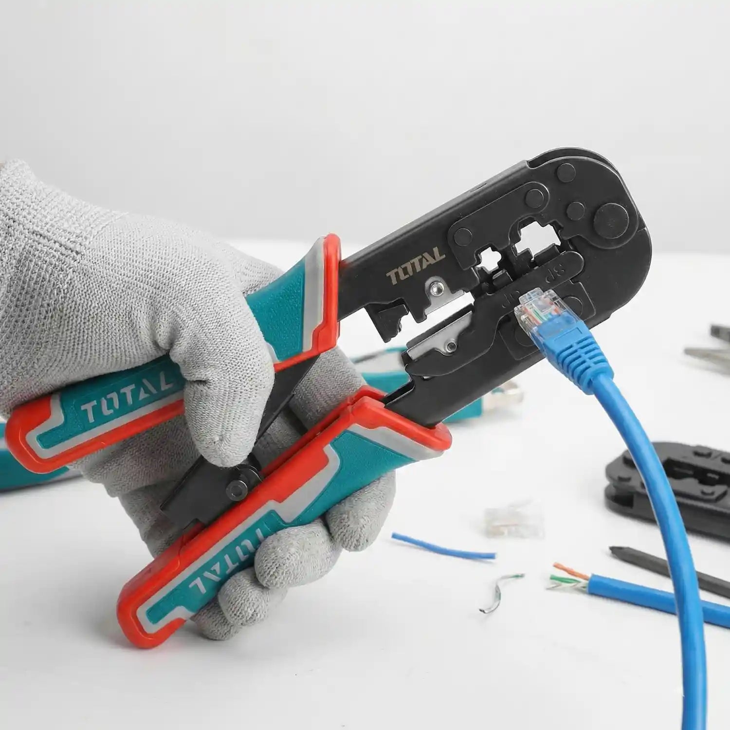 أراجة شبكات توتال احترافية (RJ45, RJ11, RJ12) - تصميم متين وسهل الاستخدام